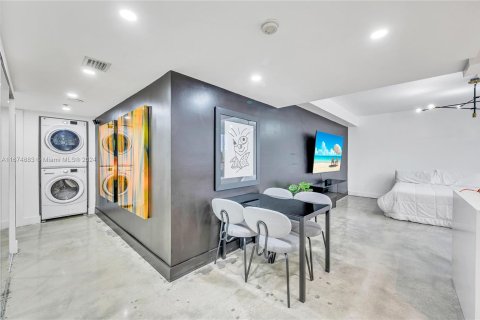 Condominio en venta en Miami, Florida, 50.17 m2 № 1400204 - foto 14