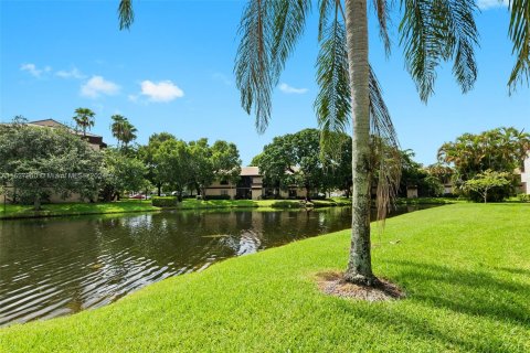 Condominio en venta en Coconut Creek, Florida, 3 dormitorios, 101.54 m2 № 1291314 - foto 20