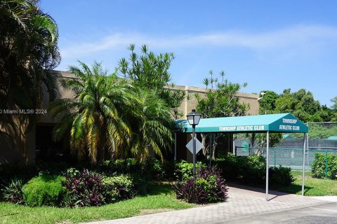 Condominio en venta en Coconut Creek, Florida, 3 dormitorios, 101.54 m2 № 1291314 - foto 28