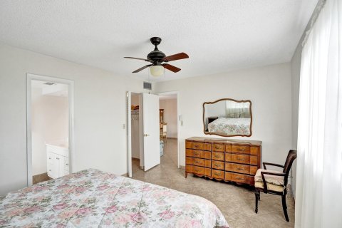 Condo in Lauderdale Lakes, Florida, 2 bedrooms  № 1031901 - photo 17