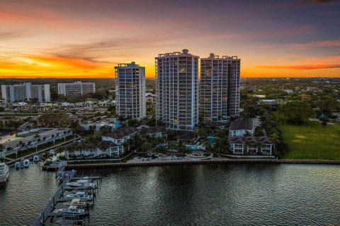 Condo in North Palm Beach, Florida, 3 bedrooms  № 1031933 - photo 23