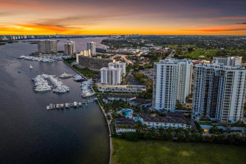 Condo in North Palm Beach, Florida, 3 bedrooms  № 1031933 - photo 20