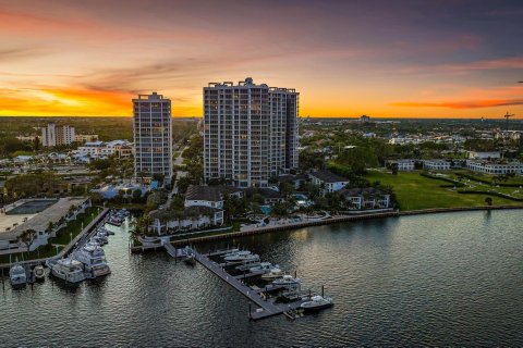 Condo in North Palm Beach, Florida, 3 bedrooms  № 1031933 - photo 22