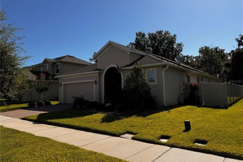 Villa ou maison à vendre à Kissimmee, Floride: 4 chambres, 170.57 m2 № 1249105 - photo 2