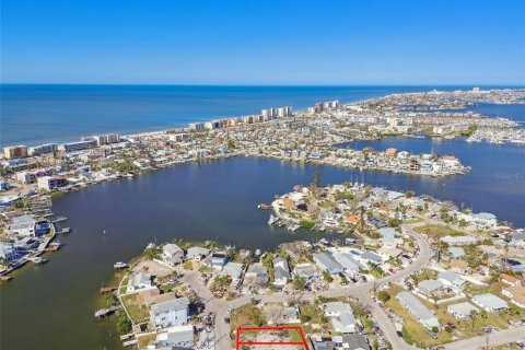 Terreno en venta en Madeira Beach, Florida № 1419532 - foto 19