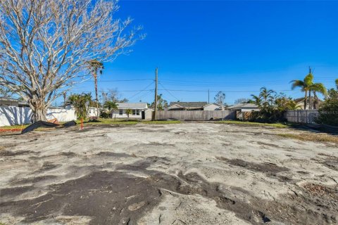 Terreno en venta en Madeira Beach, Florida № 1419532 - foto 4