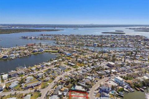 Terreno en venta en Madeira Beach, Florida № 1419532 - foto 18