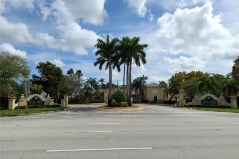 Condo in Davie, Florida, 2 bedrooms  № 1029944 - photo 29