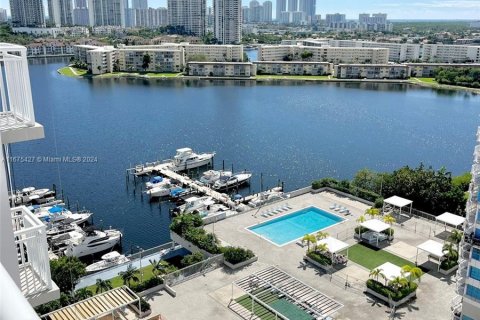 Copropriété à vendre à Aventura, Floride: 2 chambres, 145.39 m2 № 1399457 - photo 1