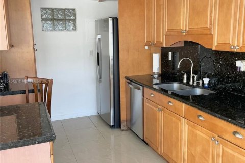 Copropriété à vendre à Aventura, Floride: 2 chambres, 145.39 m2 № 1399457 - photo 3