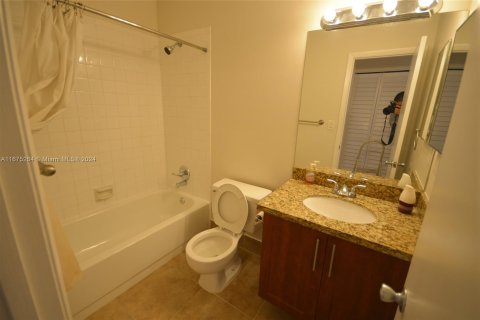 Condominio en alquiler en Davie, Florida, 2 dormitorios, 75.07 m2 № 1399455 - foto 8