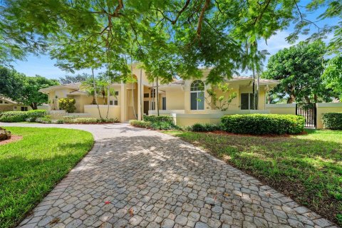 Villa ou maison à vendre à Palmetto Bay, Floride: 5 chambres, 486.99 m2 № 1331633 - photo 3