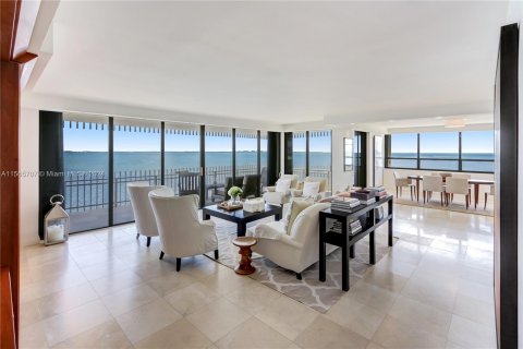 Copropriété à vendre à Miami, Floride: 3 chambres, 242.85 m2 № 1348418 - photo 4