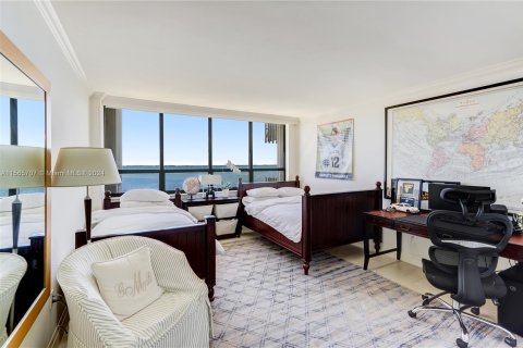 Copropriété à vendre à Miami, Floride: 3 chambres, 242.85 m2 № 1348418 - photo 16