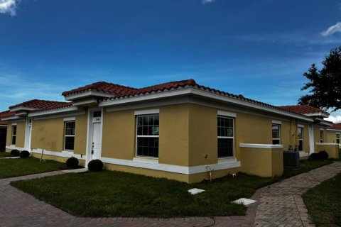 House in Kissimmee, Florida 2 bedrooms, 98.01 sq.m. № 1388731 - photo 5