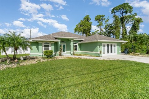 Villa ou maison à vendre à North Port, Floride: 3 chambres, 194.26 m2 № 1383286 - photo 2