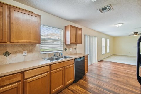 Casa en venta en Orlando, Florida, 4 dormitorios, 232.81 m2 № 1276050 - foto 13