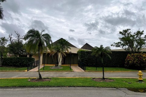 Copropriété à vendre à Sunrise, Floride: 2 chambres, 78.97 m2 № 1227753 - photo 3