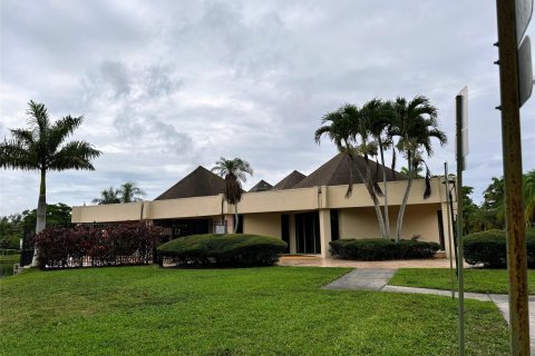 Copropriété à vendre à Sunrise, Floride: 2 chambres, 78.97 m2 № 1227753 - photo 6