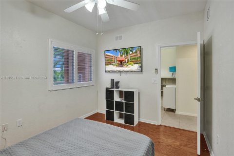 Condominio en venta en Tamarac, Florida, 2 dormitorios, 114.18 m2 № 1305955 - foto 9