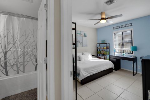 Villa ou maison à vendre à Oakland Park, Floride: 4 chambres, 197.7 m2 № 1060747 - photo 19