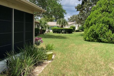 House in Port Richey, Florida 2 bedrooms, 126.53 sq.m. № 1337442 - photo 30