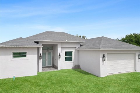 Villa ou maison à vendre à Lehigh Acres, Floride: 4 chambres № 1059660 - photo 2