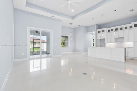 Casa en venta en Lehigh Acres, Florida, 4 dormitorios № 1059660 - foto 23