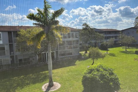 Condominio en venta en Boca Raton, Florida, 1 dormitorio, 69.68 m2 № 1038133 - foto 2