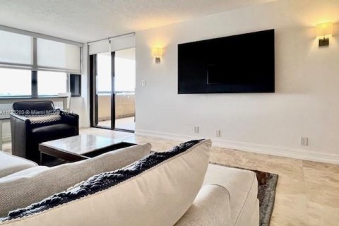 Condominio en venta en Miami Beach, Florida, 2 dormitorios, 82.68 m2 № 1423156 - foto 6