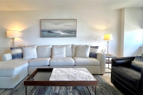 Condominio en venta en Miami Beach, Florida, 2 dormitorios, 82.68 m2 № 1423156 - foto 7