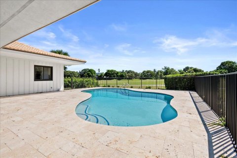 House in Palm Beach Gardens, Florida 4 bedrooms, 258.73 sq.m. № 1022260 - photo 13