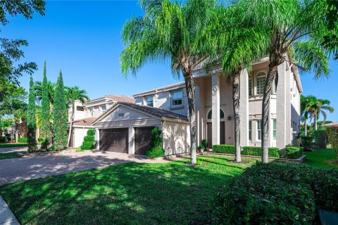 Villa ou maison à vendre à Miramar, Floride: 5 chambres, 325.25 m2 № 1060832 - photo 1