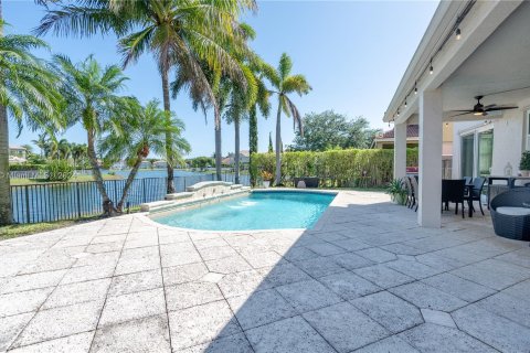 Villa ou maison à vendre à Miramar, Floride: 5 chambres, 325.25 m2 № 1060832 - photo 5