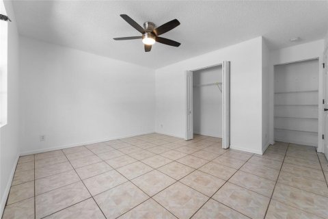 Copropriété à vendre à Pinellas Park, Floride: 1 chambre, 61.13 m2 № 1357638 - photo 16