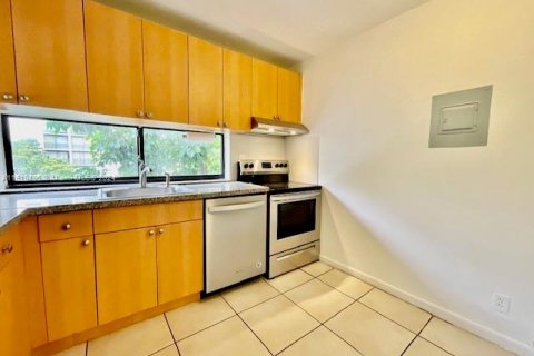 Condo in Sunny Isles Beach, Florida, 3 bedrooms  № 1241106 - photo 3