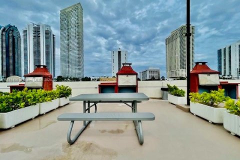 Condo in Sunny Isles Beach, Florida, 3 bedrooms  № 1241106 - photo 15