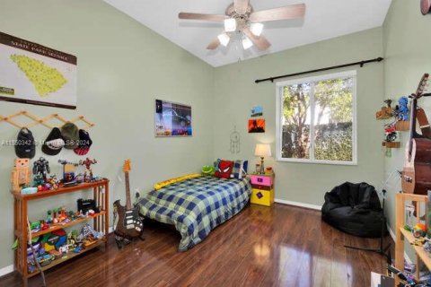 Купить виллу или дом в Хомстед, Флорида 4 спальни, 192.59м2, № 1065036 - фото 29