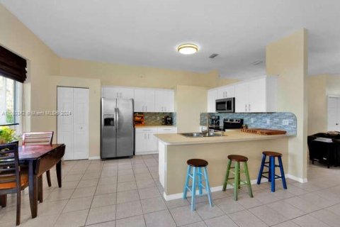 Casa en venta en Homestead, Florida, 4 dormitorios, 192.59 m2 № 1065036 - foto 19