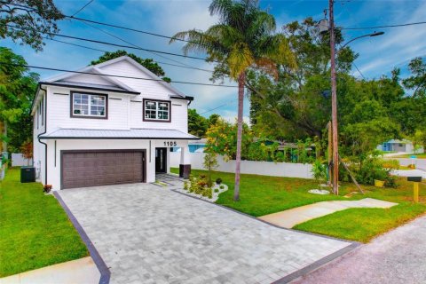 Villa ou maison à vendre à Safety Harbor, Floride: 4 chambres, 268.49 m2 № 1349577 - photo 1