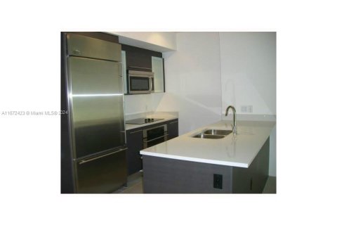 Condominio en alquiler en Miami, Florida, 1 dormitorio, 68.56 m2 № 1394971 - foto 4