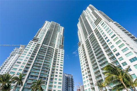 Condominio en alquiler en Miami, Florida, 1 dormitorio, 74.51 m2 № 1394972 - foto 19