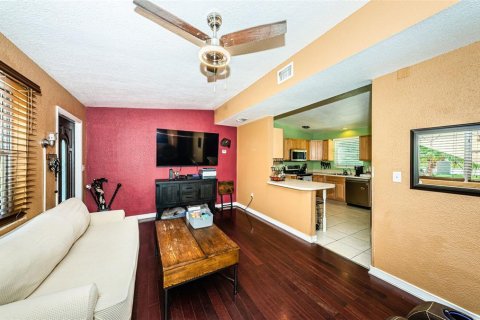 Casa en venta en Clearwater, Florida, 3 dormitorios, 89.19 m2 № 1350178 - foto 7