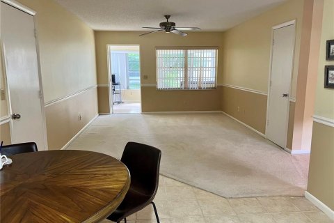 House in Ocala, Florida 2 bedrooms, 142.23 sq.m. № 1347497 - photo 8