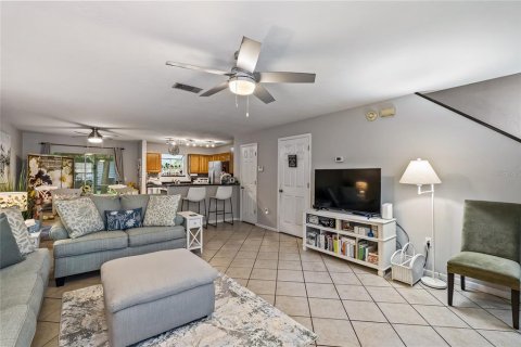 Villa ou maison à vendre à Gainesville, Floride: 2 chambres, 130.06 m2 № 1341337 - photo 5