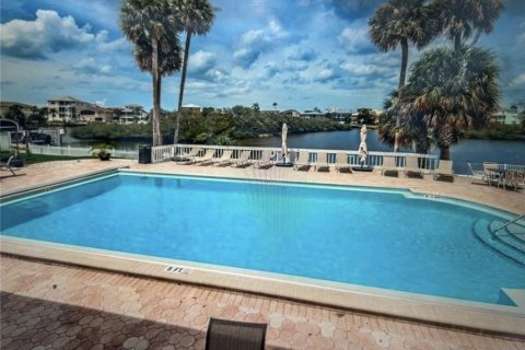 Villa ou maison à vendre à New Port Richey, Floride: 4 chambres, 246.93 m2 № 1340794 - photo 17