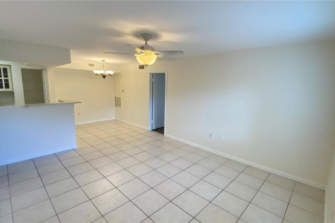 Copropriété à louer à Kissimmee, Floride: 2 chambres, 87.05 m2 № 1340795 - photo 4