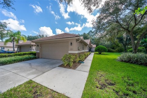 Townhouse in Tampa, Florida 3 bedrooms, 155.15 sq.m. № 1340757 - photo 1