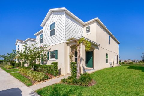 Townhouse in Davenport, Florida 3 bedrooms, 183.95 sq.m. № 1360957 - photo 2