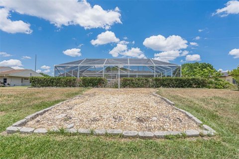 Villa ou maison à vendre à Kissimmee, Floride: 2 chambres, 139.63 m2 № 1262460 - photo 15